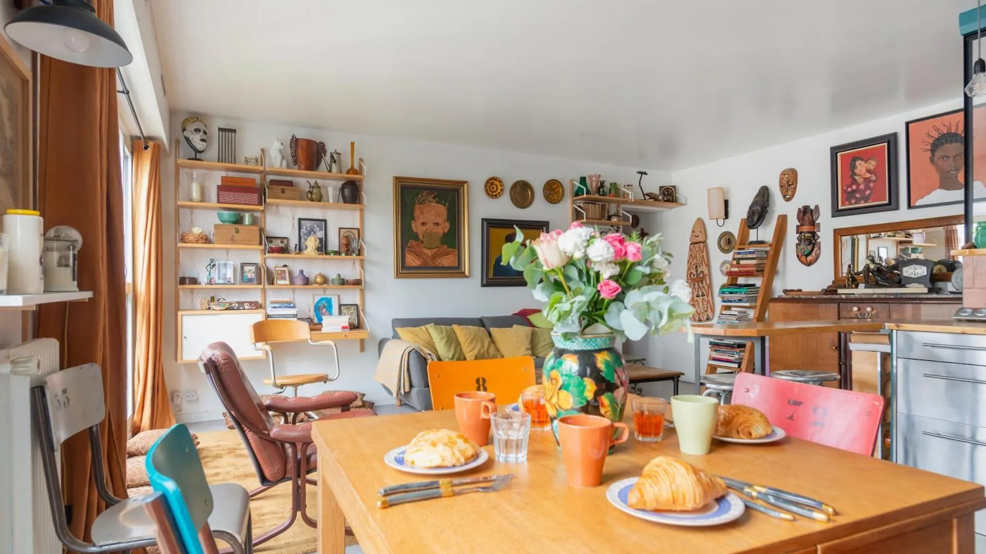 Paris Rebeval Residence